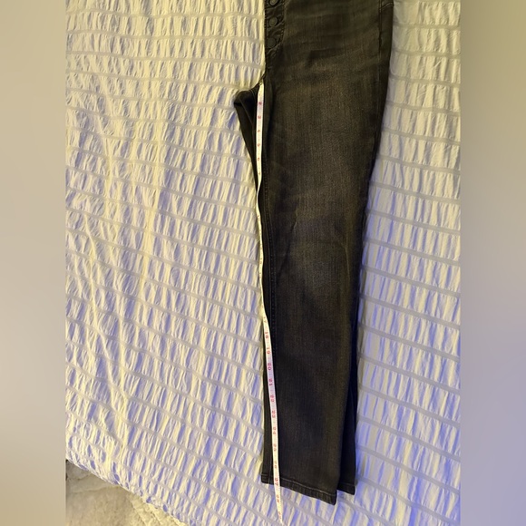 Express Button Fly Jeggings - Picture 7 of 8